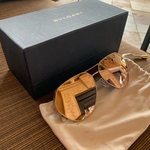 Bulgari (Bvlgari) Serpenti Sunglasses Gold Frame